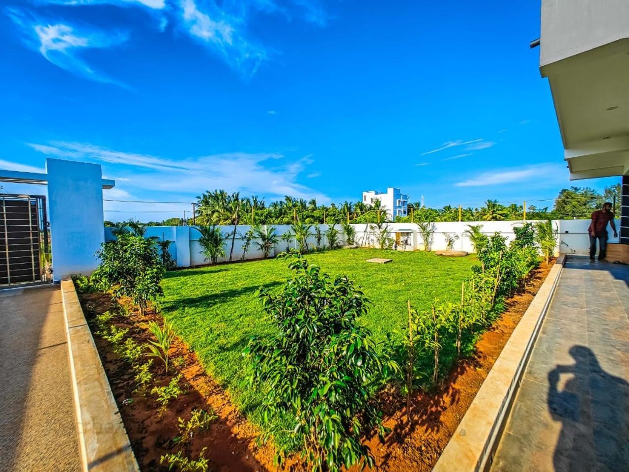 Rini Resort Chennai Exterior photo
